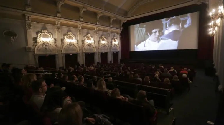 Zbog čega javna televizija ne želi prikazati film o povijesti Agrokora?