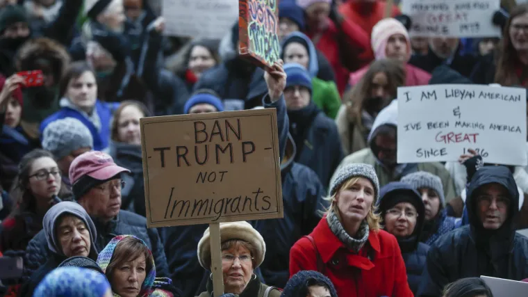 Prosvjed protiv Trumpa projekcijama filma '1984.' po Orwellovu predlošku