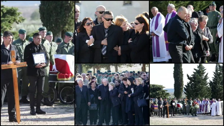 Pokopani roditelji koje je hladnokrvno usmrtio 18-godišnji sin