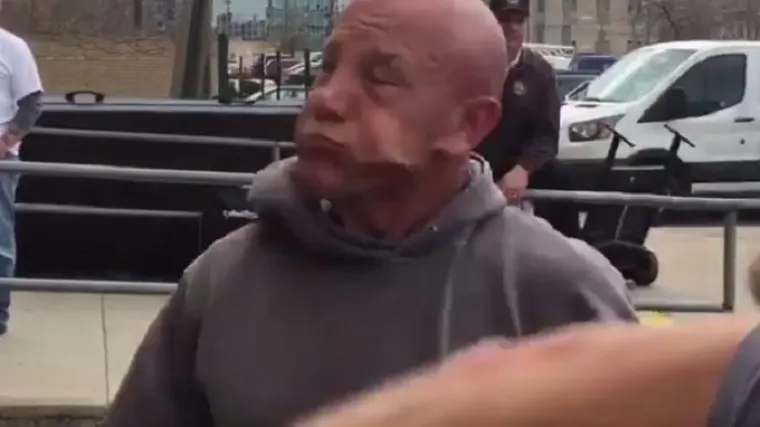 Pogledajte kako je Stipe Miočić na filmskom setu nokautirao 'Brucea Willisa'