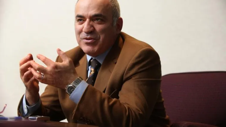 Kasparov u Splitu: 'U Hrvatskoj ću otvoriti međunarodno &scaron;ahovsko sredi&scaron;te; nitko me ne plaća za ono &scaron;to pi&scaron;em'