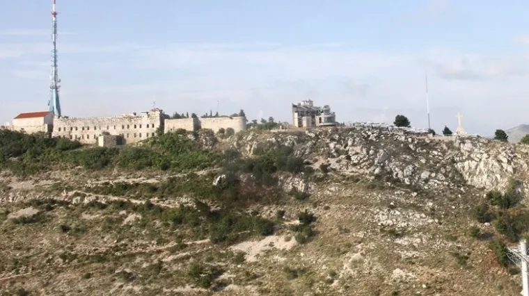 Mirko Obrvan traži da se upi&scaron;e na atraktivnu parcelu na Srđu ili da mu se vrati novac