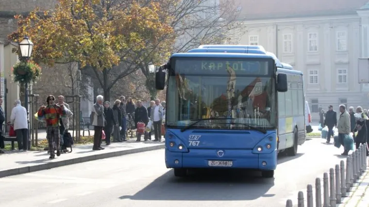 ZET ide jo&scaron; povoljnije: učenici, studenti i umirovljenici iz Zagreba do Velike Gorice i Zapre&scaron;ića jeftinijim pretplatnim kuponima