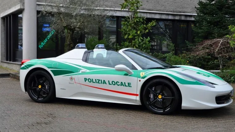 Talijanska policija oduzela mafiji Ferrari 458 Spider i napravila noćnu moru za prijestupnike