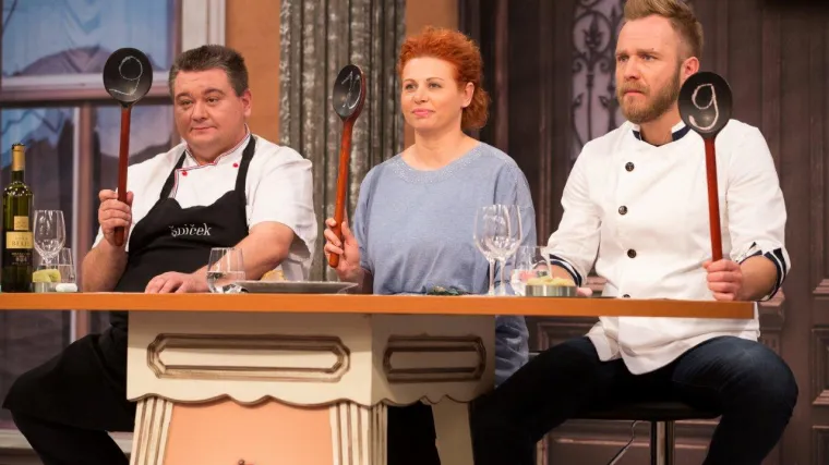 I to se dogodilo: žiri podijelio tri desetke u jednom danu