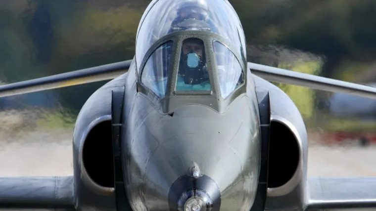 U tijeku intenzivna potraga za dvojicom vojnih pilota