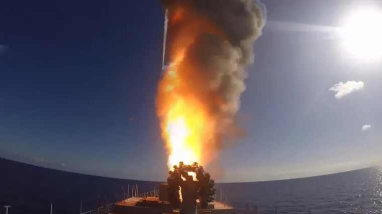 Ruska mornarica u&scaron;la u Mediteran i plovi prema američkim razaračima