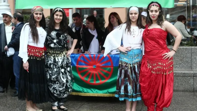 Danas je Svjetski dan Roma, vrhunski romski pisac Nikolić: 'Domovina je tamo gdje me ne tuku'