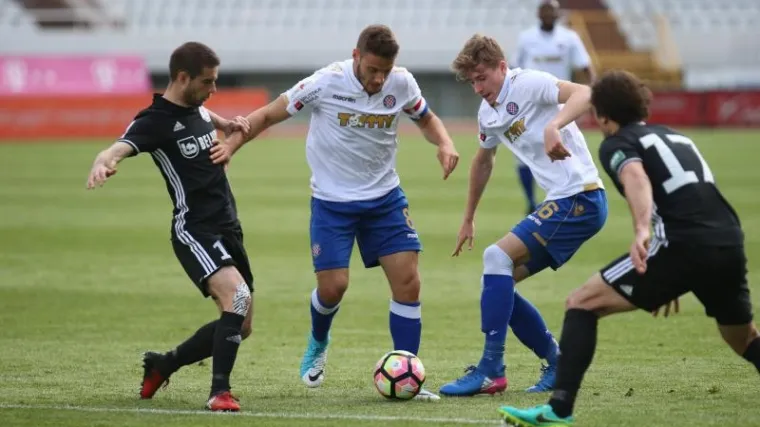 Hajduk i Slaven podijelili bodove pred praznim tribinama splitskog stadiona