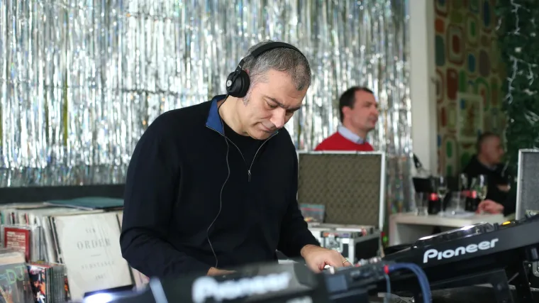 Slavni rokeri svirali na rođendanskom tulumu Emila Tedeschija!