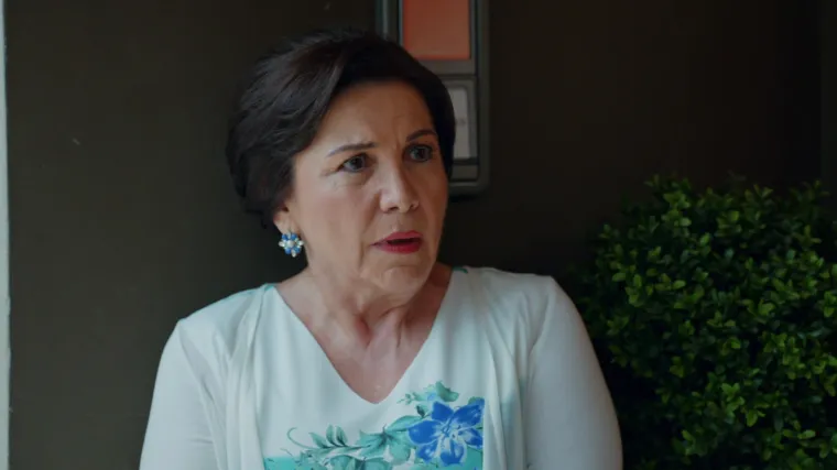 Napetost između Sadet i Kijmet raste. Soner se sve vi&scaron;e zanima za Elif (Sudbina)