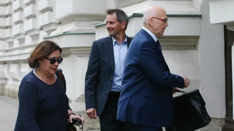 Počelo suđenje za filmsku pljačku u policijskom sjedi&scaron;tu