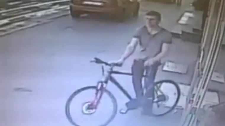 Prepoznajete li kradljivca bicikala koji operira po Zagrebu?