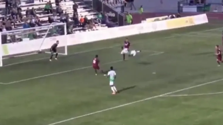 Maestralno zabio škaricama nakon nevjerojatno izvedenog auta