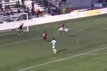 Maestralno zabio škaricama nakon nevjerojatno izvedenog auta