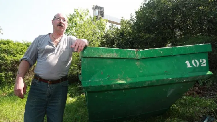 Eksplozija u Splitu lansirala kontejner 40 m u zrak, ovom je čovjeku pao u dvorište