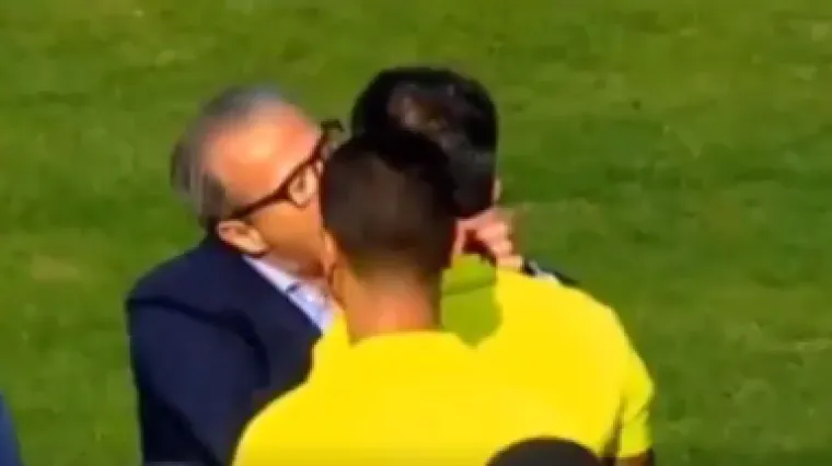 Suca je grlio, ljubio, grickao i &scaron;tipao pa dobio doživotni izgon iz nogometa