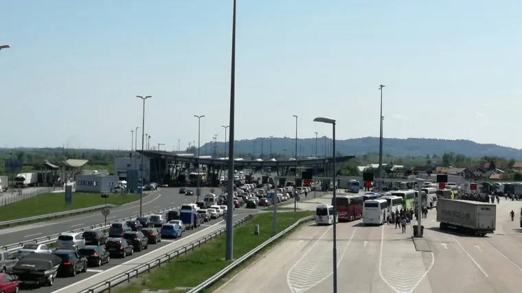 Gužve na granici se nastavljaju: provjerili smo &scaron;to Slovenci misle o tome