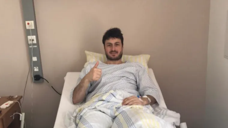 Duvnjak operirao koljeno i pozdravio navijače: prije Eura u Hrvatskoj čeka ga duga rehabilitacija