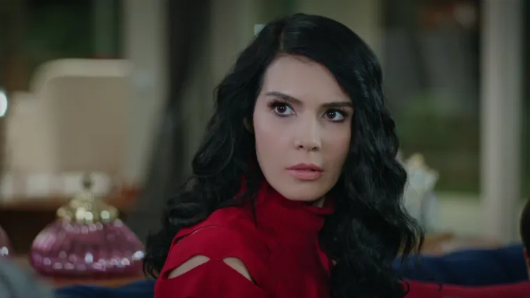 Dok Kahraman traži kćer Elif saznaje da im je Kijmet lagala (Sudbina)