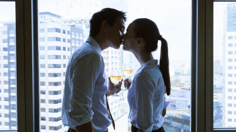 'Ja sam djevojka s kojom te tvoj dečko vara. I sasvim sam okej s tim'