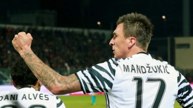 Mandžukić poslao poruku navijačima i izazvao sveopće odu&scaron;evljenje