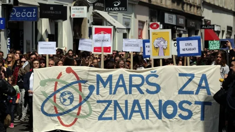 Splićani i Zagrepčani mar&scaron;irali za znanost, poručili da promjene ne ko&scaron;taju ni&scaron;ta