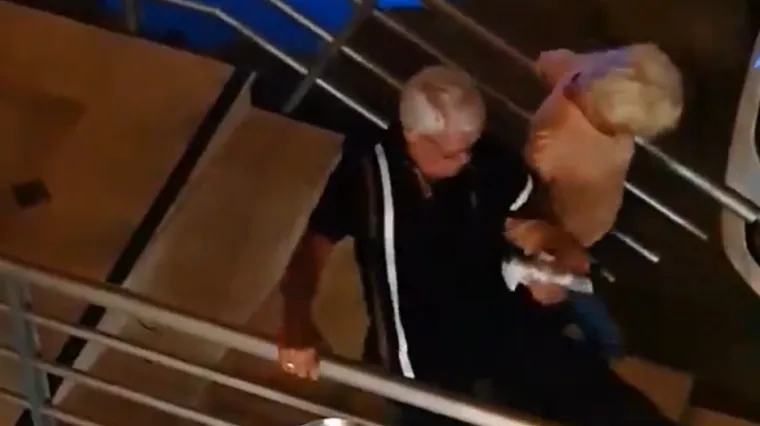 Bračni par 'pod gasom' imao problema s hodanjem: urnebesna snimka obi&scaron;la svijet