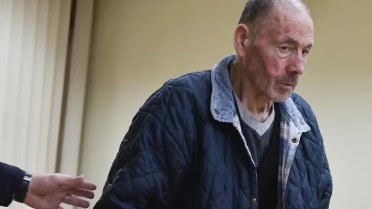 Strica (82) izudarao metalnom polugom po glavi pa ga zadavio