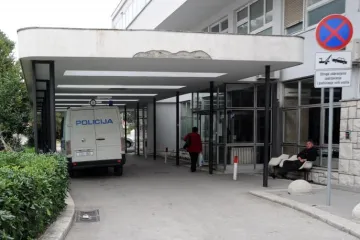 Drama iznad Dalmacije: helikopterom dovezeno dijete s meningokoknom sepsom