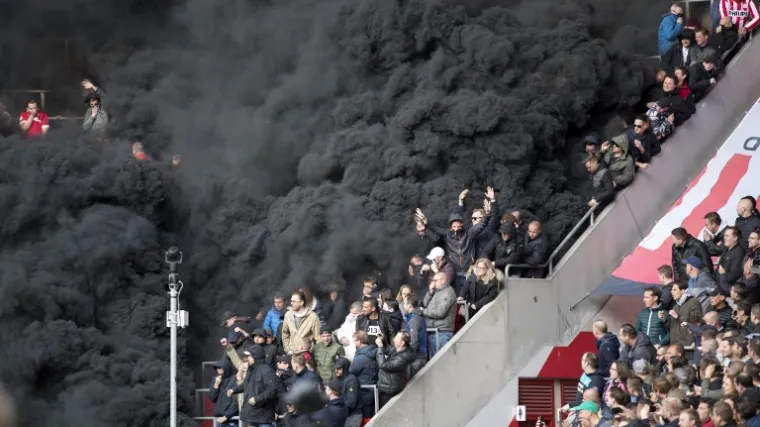 PSV-ovi ultrasi aktivirali dimnu bombu i poslali ljude u bolnicu