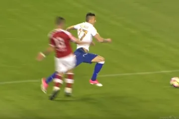 Hajdukovac pao kao Soudani, suparnički igrač se kune da ga nije dotaknuo