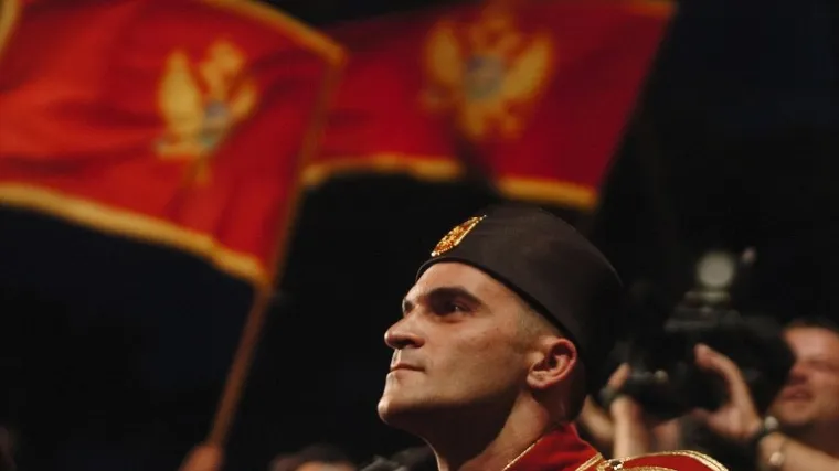 Za vladajuće je to nacionalni interes, a za oporbu veleizdaja