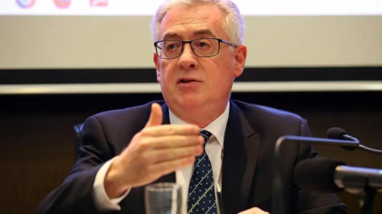 Ako i dođe do izvanrednih izbora, trebalo bi ih raspisati čim prije. Evo zašto