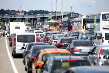 Cerar objavio što će napraviti u slučaju čekanja dužeg od 15 minuta