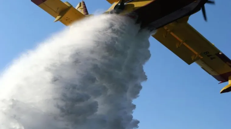 Najveći na svijetu: kineski amfibijski zrakoplov obavio prvi let