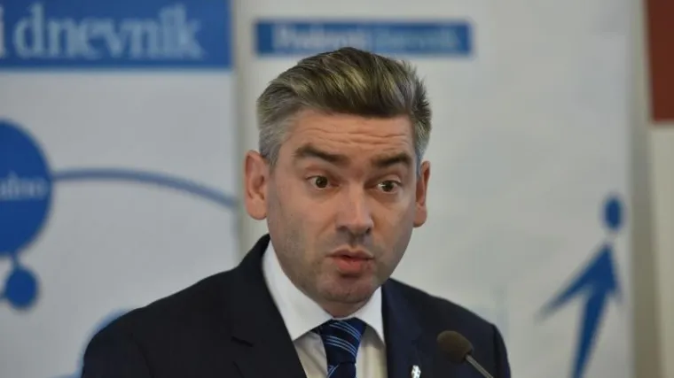 'On je zagovornik &scaron;ovinističke politike Željke Markić'