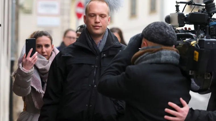 'U posljednjoj sekundi odlučio je pucati u vlastiti ko&scaron;, zabio i na kraju zavr&scaron;io na infuziji'