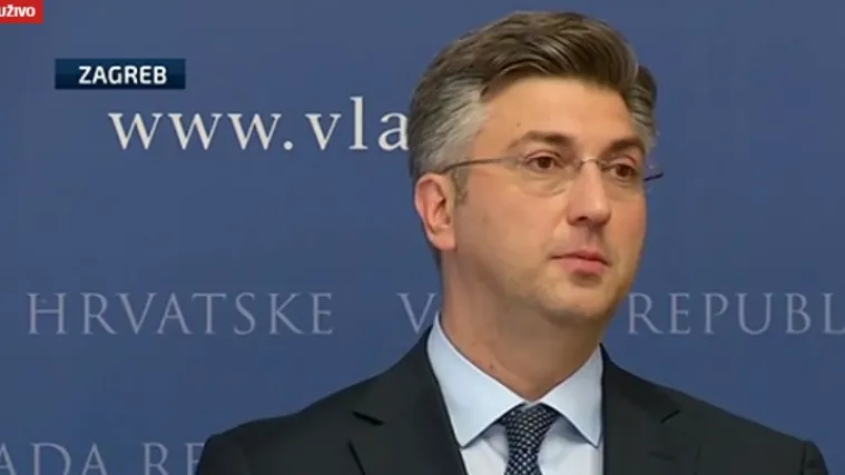 &lsquo;Oporba i Most nisu uspjeli, doživjeli su poraz! Monstruozna je laž da &scaron;titim Todorića! Imam li većinu? To nije tema danas...'