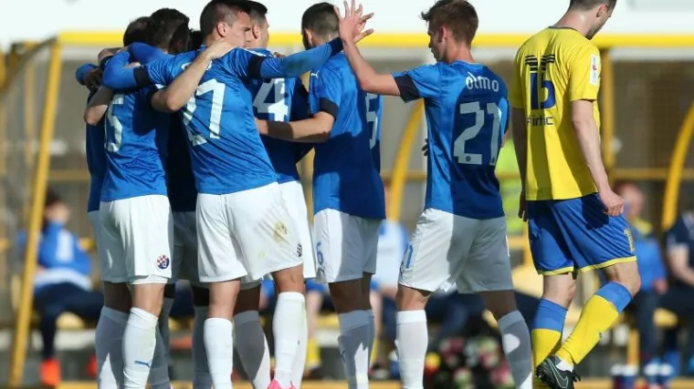 Petev je u '&scaron;arenom' sastavu uspio prodrmati momčad, Dinamo u golijadi sru&scaron;io Inter