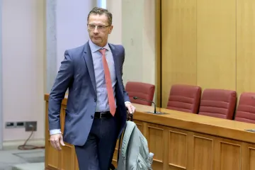 Vujčić otkrio kada počinje postupak uvođenja eura