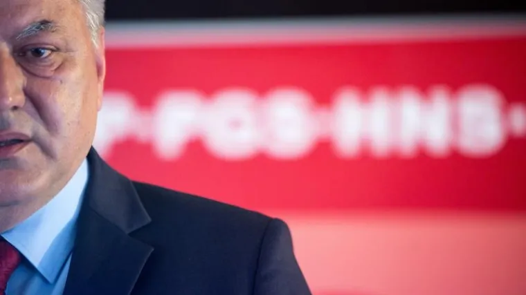 Vrdoljak izbacio četvero članova, jedan od njih sve je pratio uz grickalice