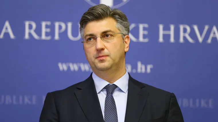 Nije jasno tko podržava Vladu: &scaron;to se zapravo događa na političkoj sceni?