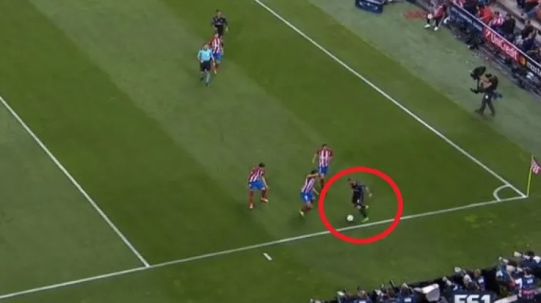 Pogledajte kako je Benzema učinio smije&scaron;nim braniče Atletica i namjestio gol