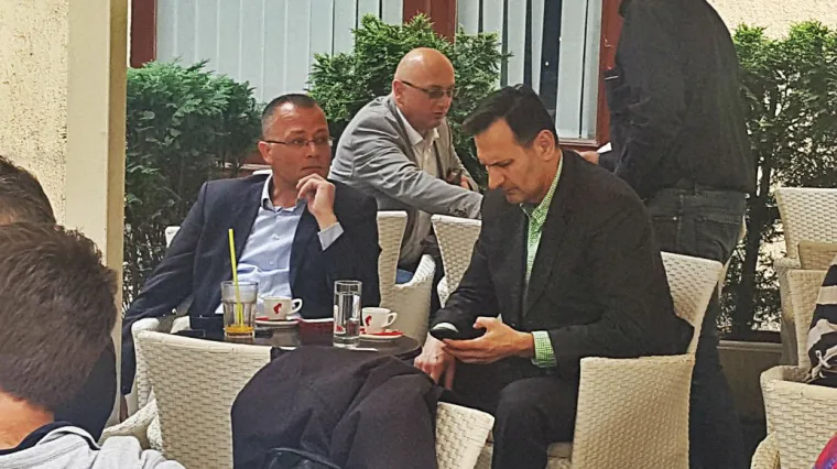 U HDZ-u? Miro Kovač i Hasanbegović uhvaćeni na zajedničkoj kavi