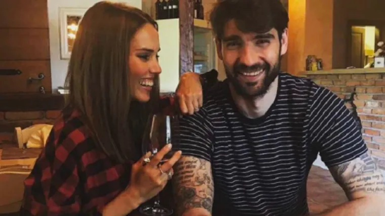 Ovako se Vedran Ćorluka oporavlja od operacije kod svoje Franke