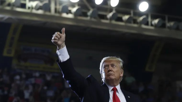 'Znam najbolje riječi': objavljena knjiga Trumpove 'poezije'