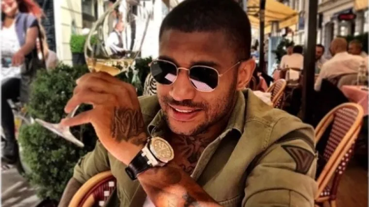 Petev ga ostavio u Zagrebu, a čini se kako njega baš boli briga za to