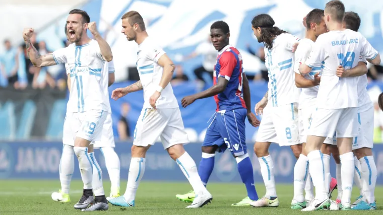 Rijeka slavila u Jadranskom derbiju i stigla nadomak naslova