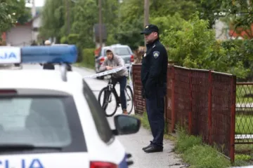 Ranjen u kući u kojoj je lani njegov otac ubio suprugu i sebe